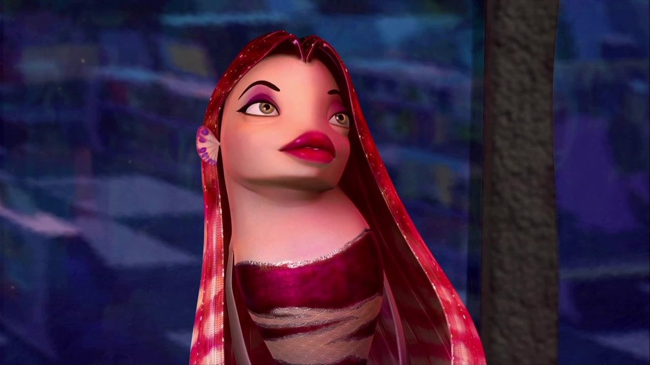 Yes, Lola was voiced by Angelina Jolie but in Shark Tale she's an Inst...