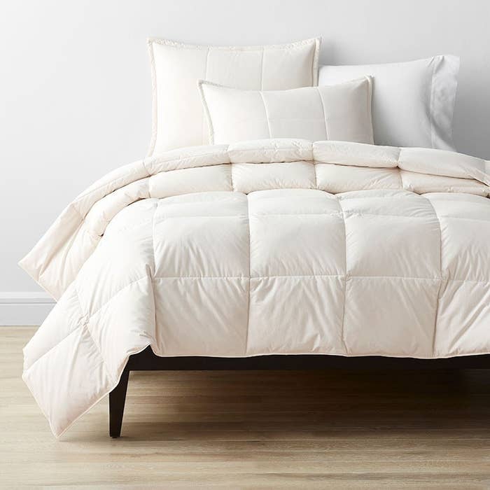 LaCrosse RDS Certified down comforter in ivory