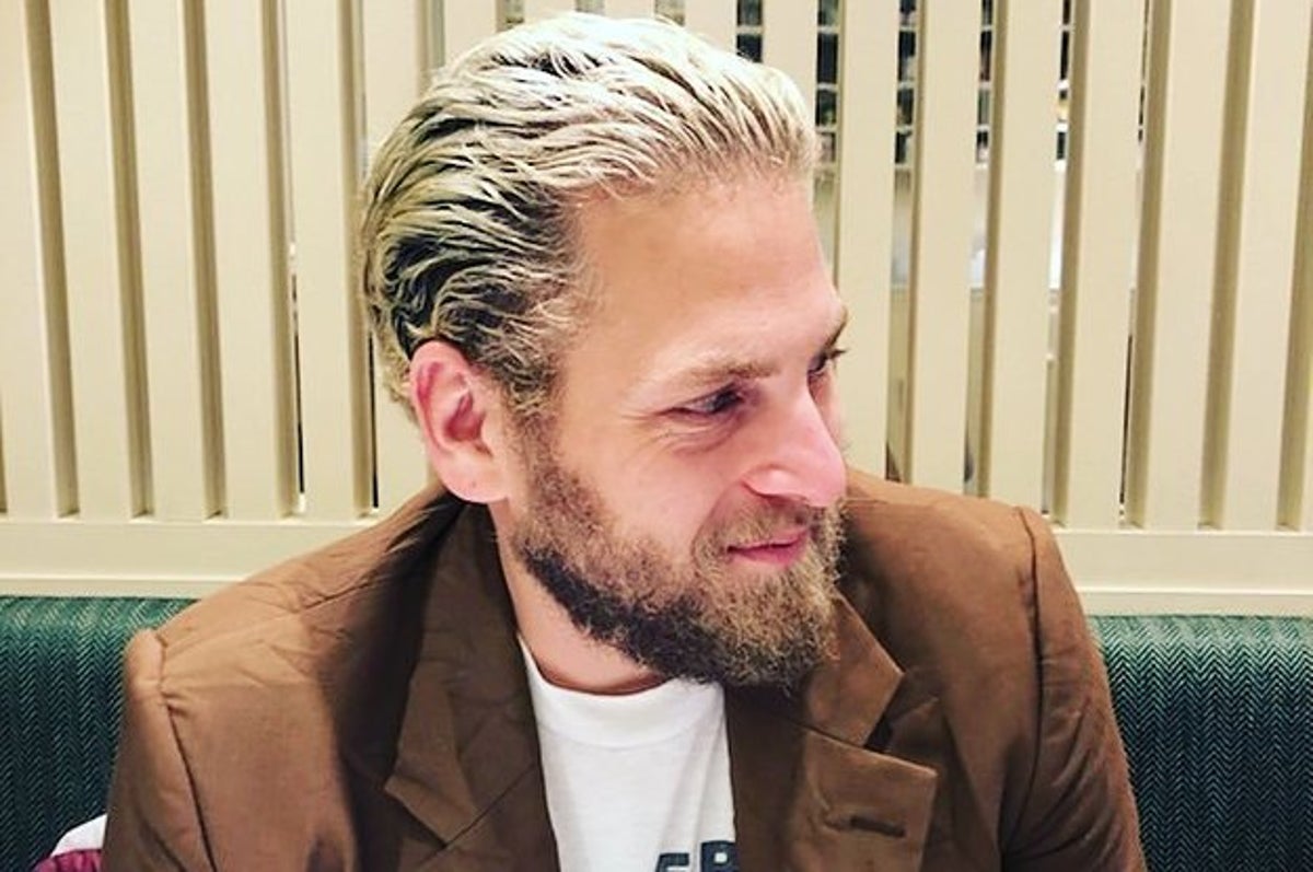 Jonah Hill 2021 - Jonah Hill Shows Off His New Platinum Blond Hair As ...