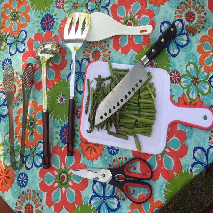Reviewer photo of all the utensils included