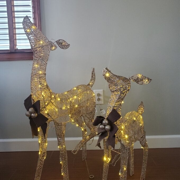 The fawn and doe figurine set