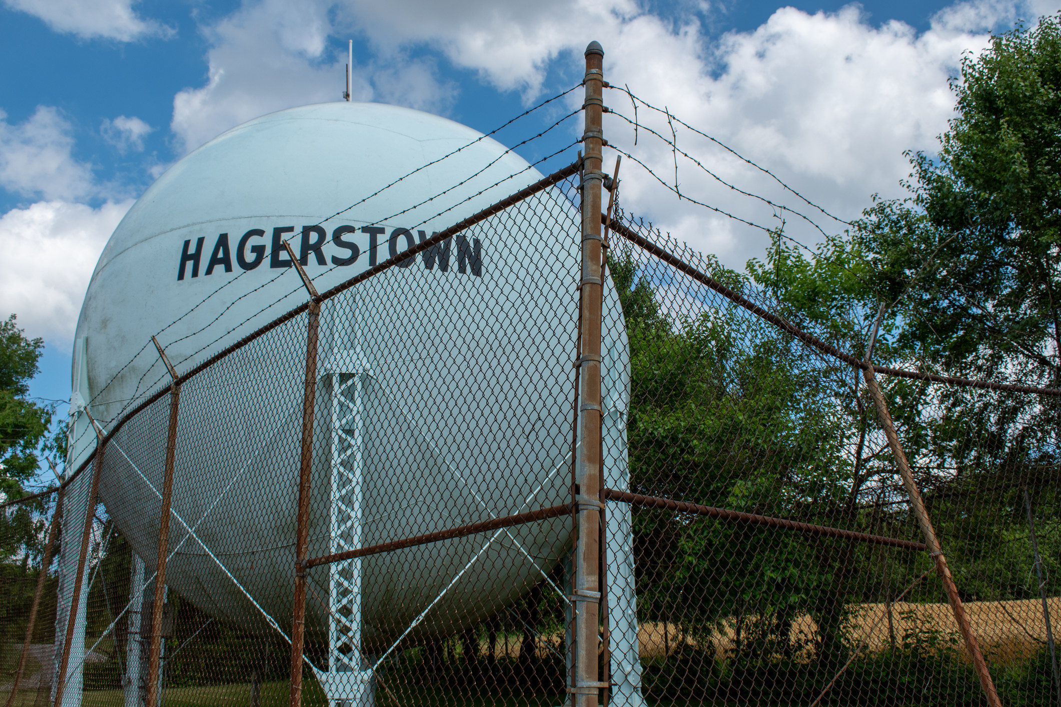 A photo of a water tower labeled &quot;Hagerstown.&quot;