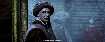 Quirrell extends his hand and yells, &quot;Come here, Potter!&quot;