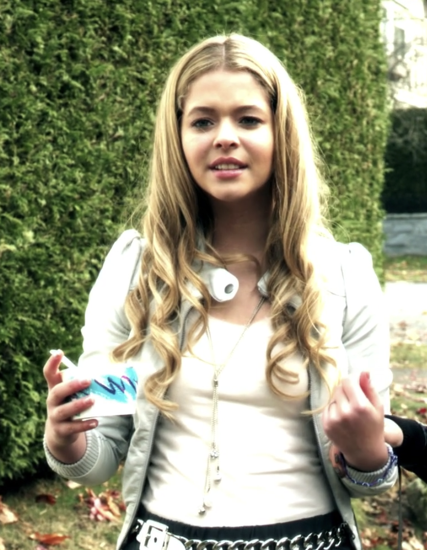 Alison in Pretty Little Liars