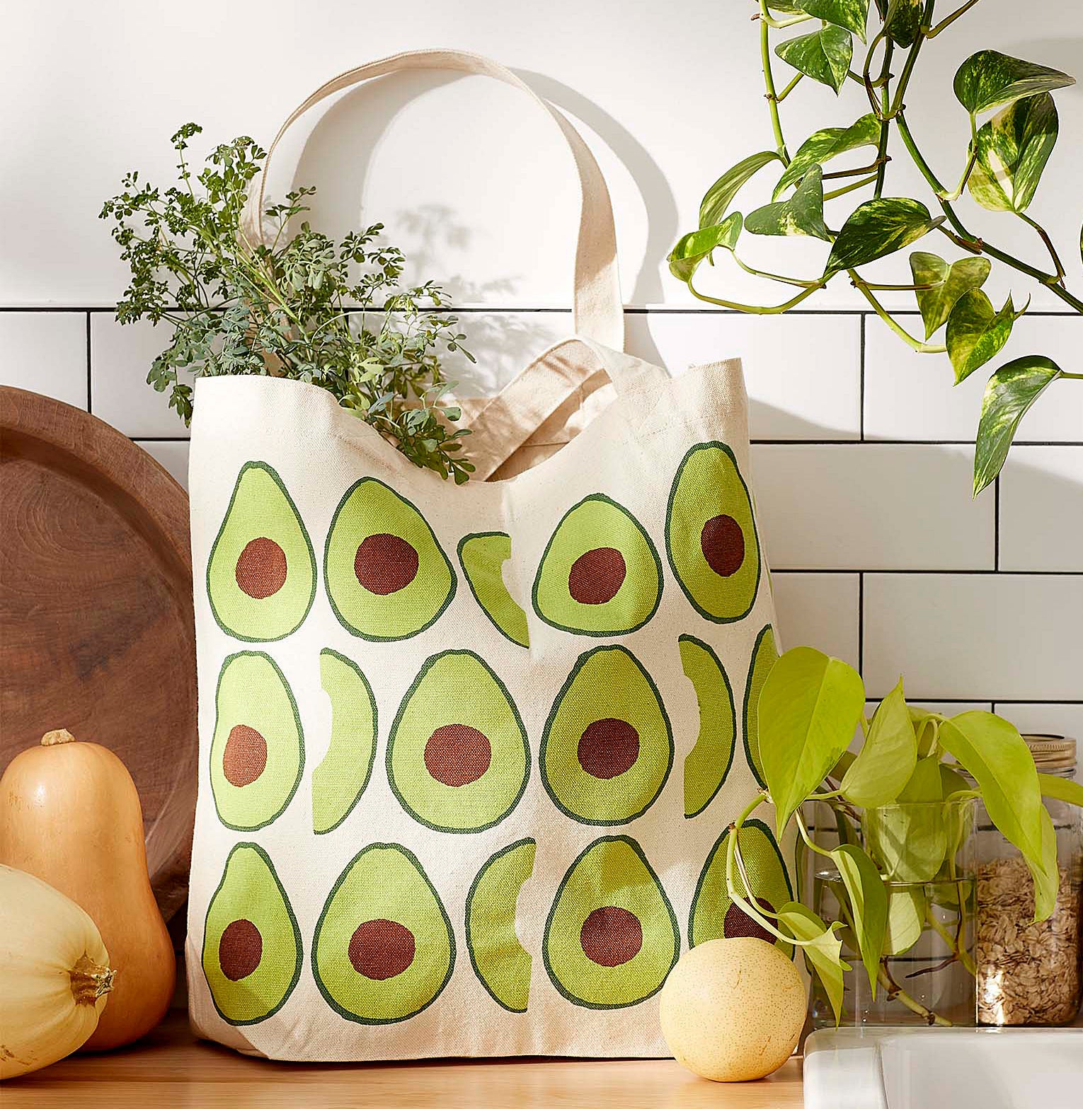 The avocado tote on a kitchen counter