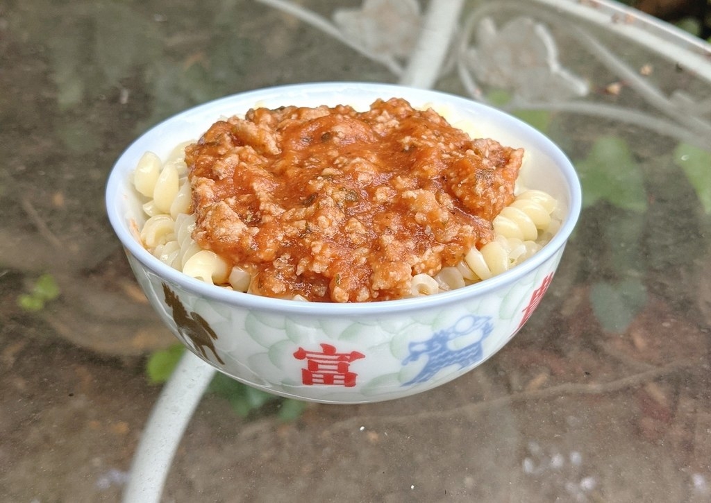 Bowl of pasta with turkey sauce