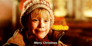 Macaulay Culkin in Home Alone saying Merry Christmas
