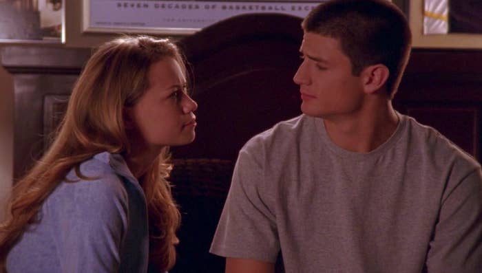 Nathan and Haley in Season 3