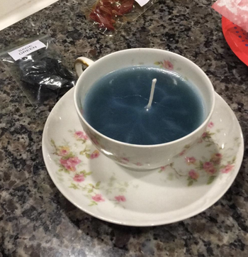 reviewer's candle made in teacup