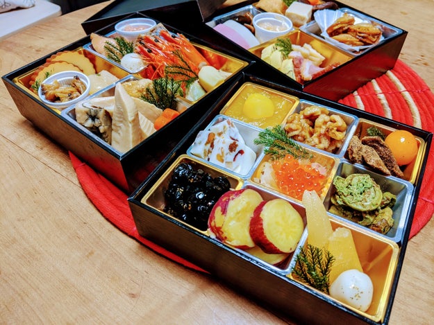 なんでこんなに安いの Amazonの ワケありおせち が全然アリだった Buzzfeed Japan Amazon で6800円のおせちを発見しました Ama ｄメニューニュース Nttドコモ