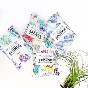 Four different patterns of the washable sponge