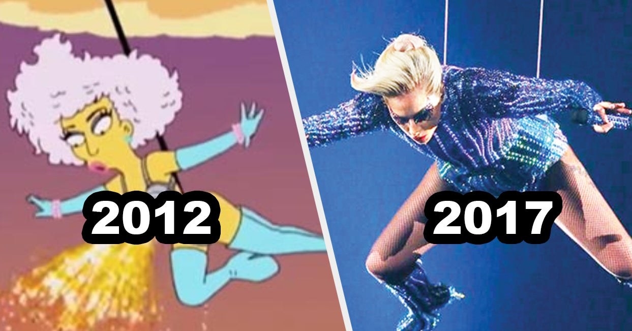 凯蒂·佩里的卡通版本挂在天空与2012年形象,旁边一个图像的凯蒂在超级碗一半时间做同样的事情。第二个图像已经2017年的形象