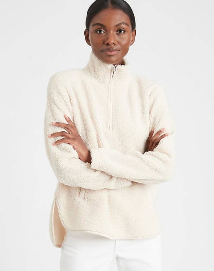 The sherpa half zip sweatshirt in cream