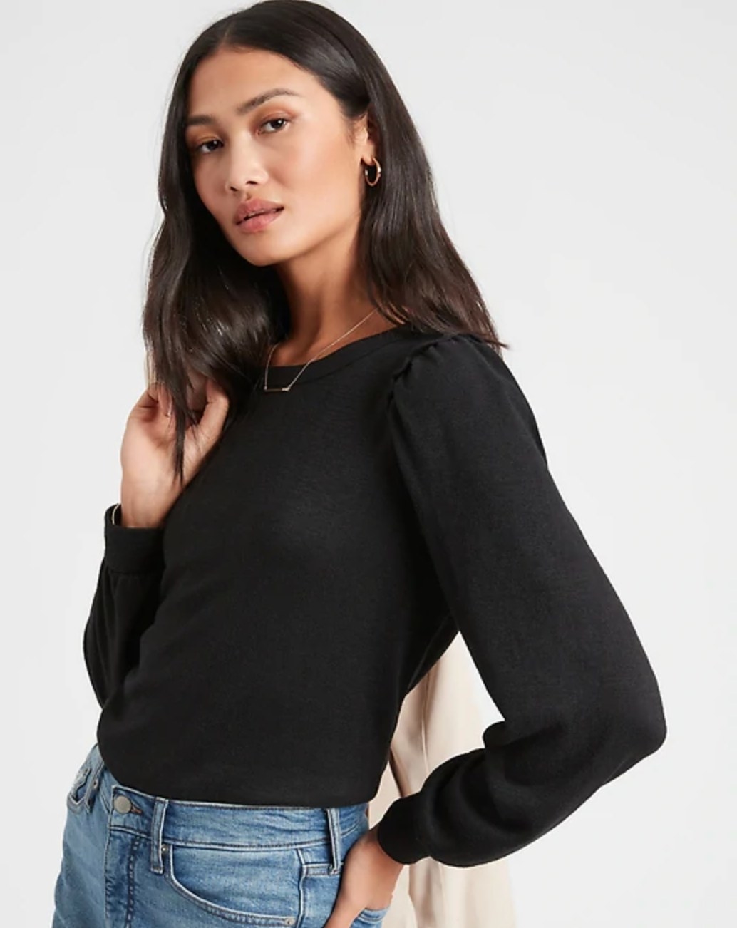 The cozy ruffle sleeve crew neck top in black