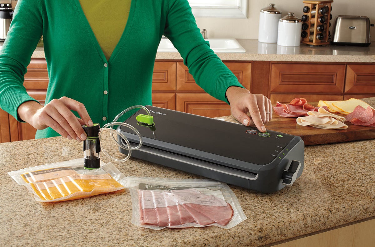 GENUINE Foodsaver Vacuum Sealer Food Container Canister 25 oz - Tinted