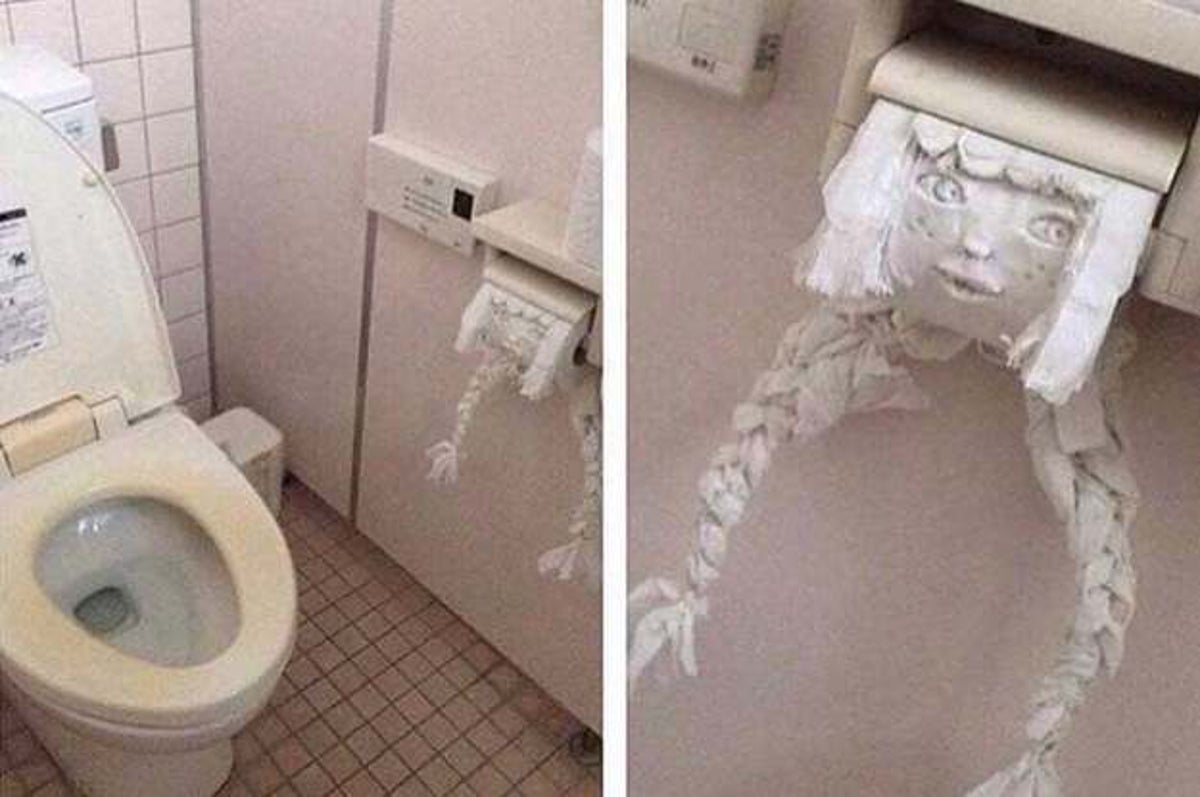 トイレットペーパーに睨まれてる 世界で見つけた恐怖のトイレ あなたは耐えられるか トイレットペーパーに睨まれてる 世界で見つけた恐怖のトイレ あなたは耐えられるか