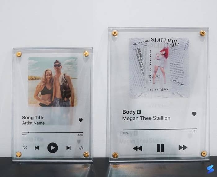 The clear plaques printed to look like the display of a phone screen while playing a track on Spotify or Apple Music, in two sizes