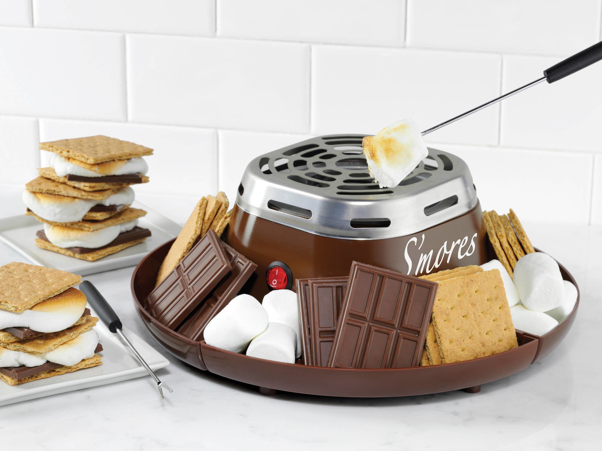 The s&#x27;mores maker 