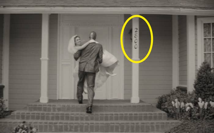 A circle around the number &quot;2800&quot; on Wanda and Vision&#x27;s house