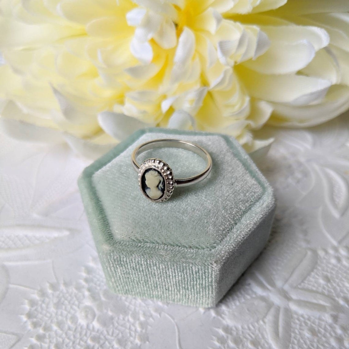 The cameo ring in its box