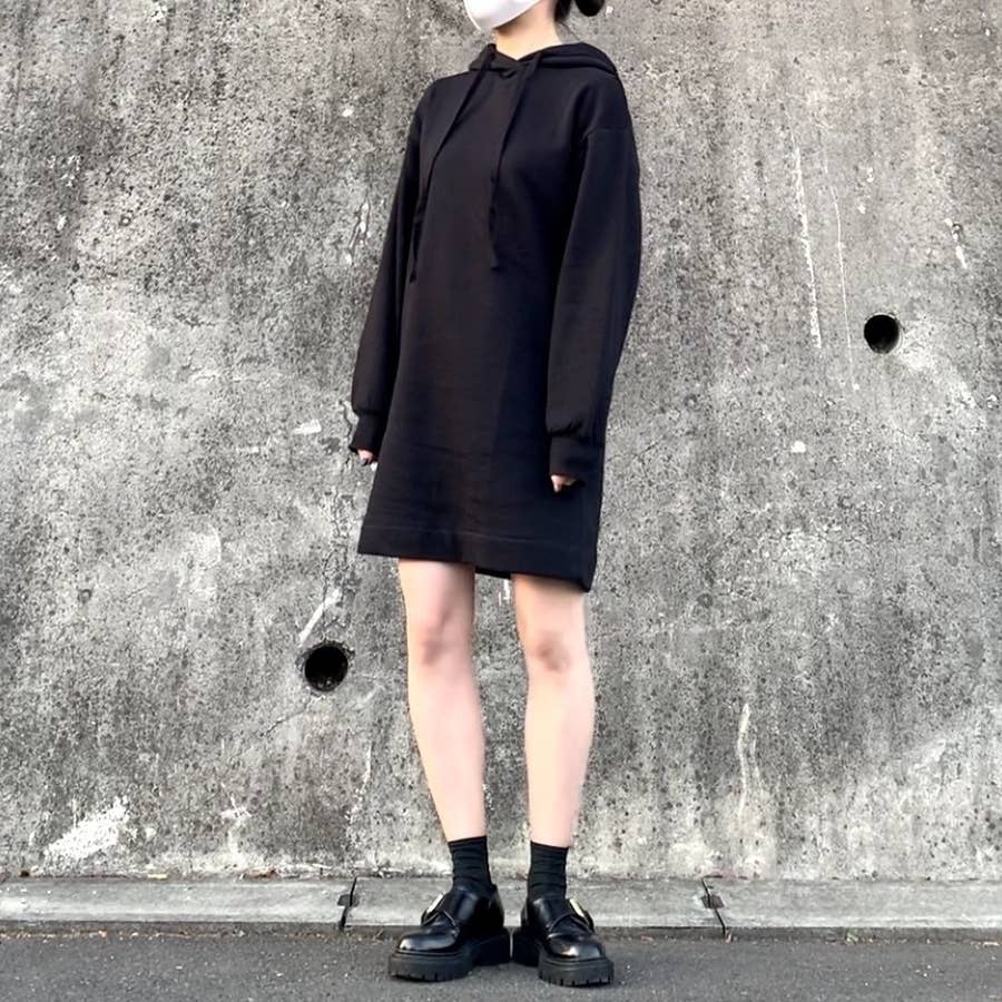 3000円以下に見えないよ Guの デニムワンピース 一枚で 上級者コーデ が完成します