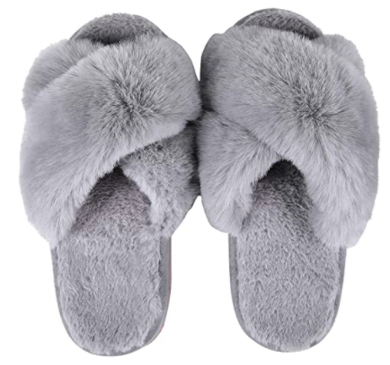 The fuzzy slippers in grey