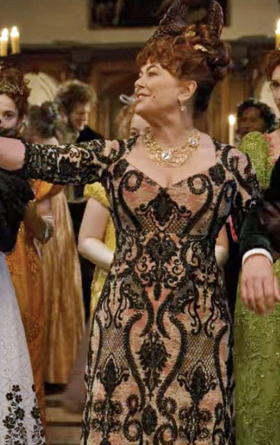 The Best "Bridgerton" Costumes, Ranked