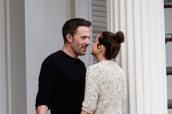 Ben Affleck and Ana de Armas kiss during a break in filming on the set of their new psychological erotic thriller on November 19, 2020 in New Orleans, Louisiana