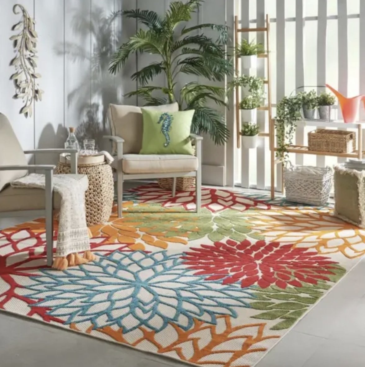 the rug in multicolor 