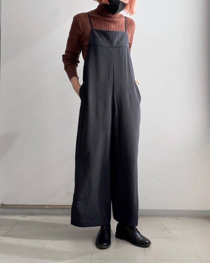楽ちんなのにオシャレ見え ユニクロの 3990円サロペット 着回し力ばっちりです