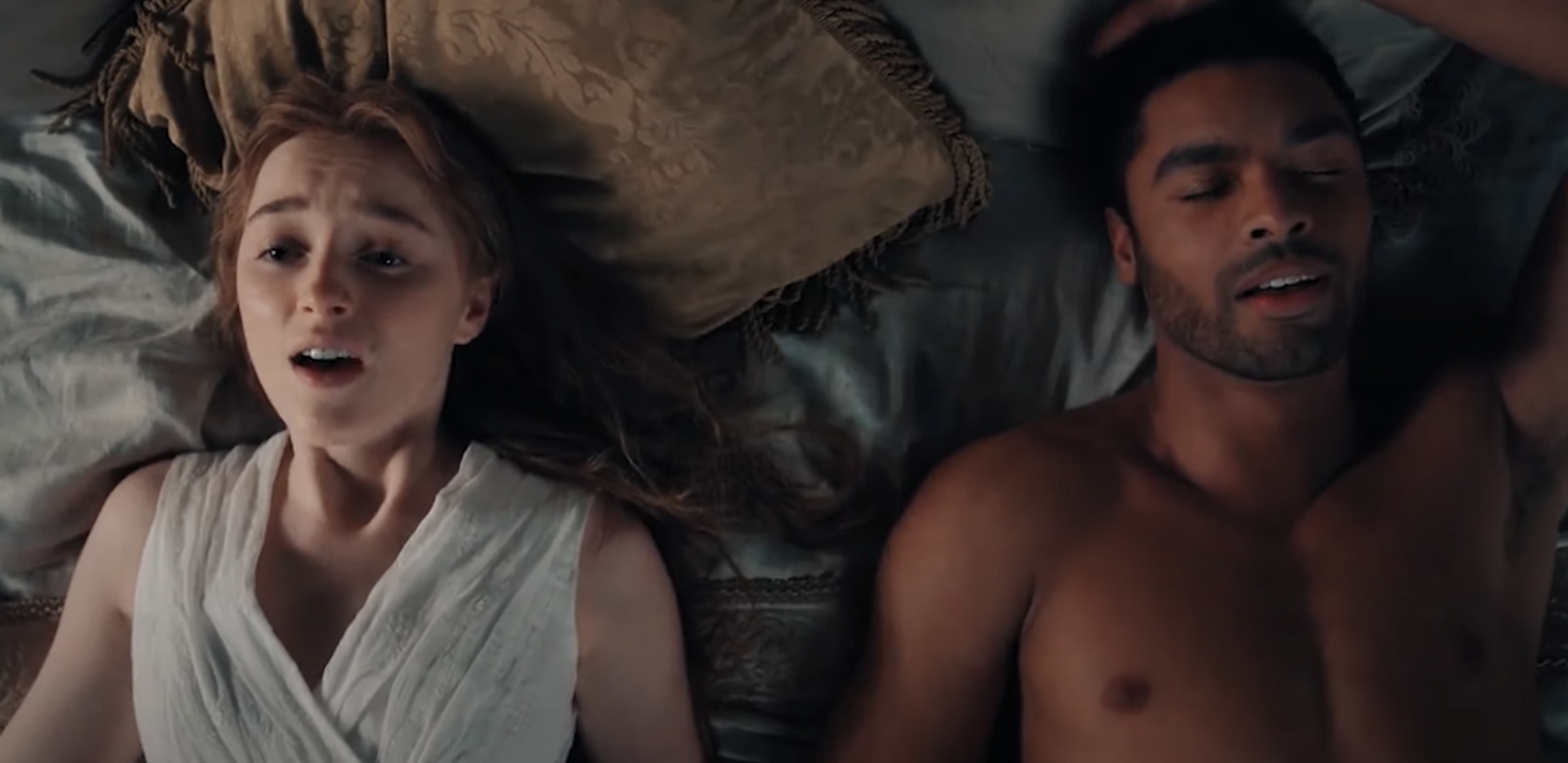 Regé-Jean Page and Phoebe Dynevor in bed after having sex in &quot;Bridgerton&quot;