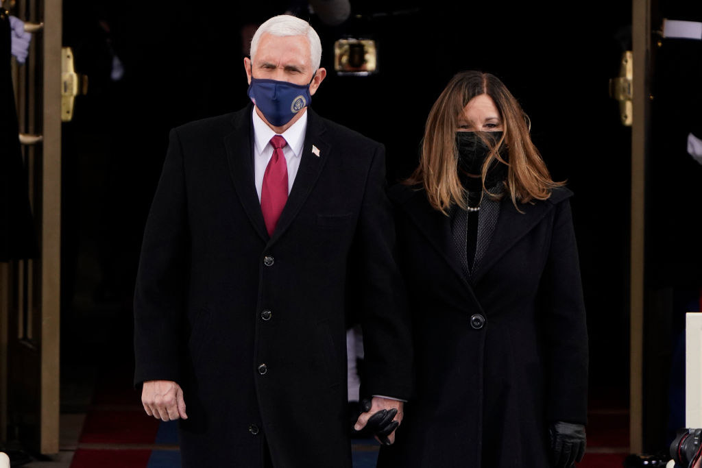 Former Vice President Mike Pence holding hands with former Second Lady Karen Pence at the inauguration