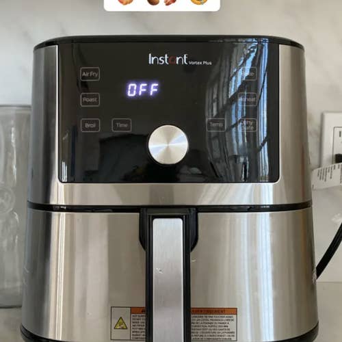 Reviewer air fryer on kitchen table