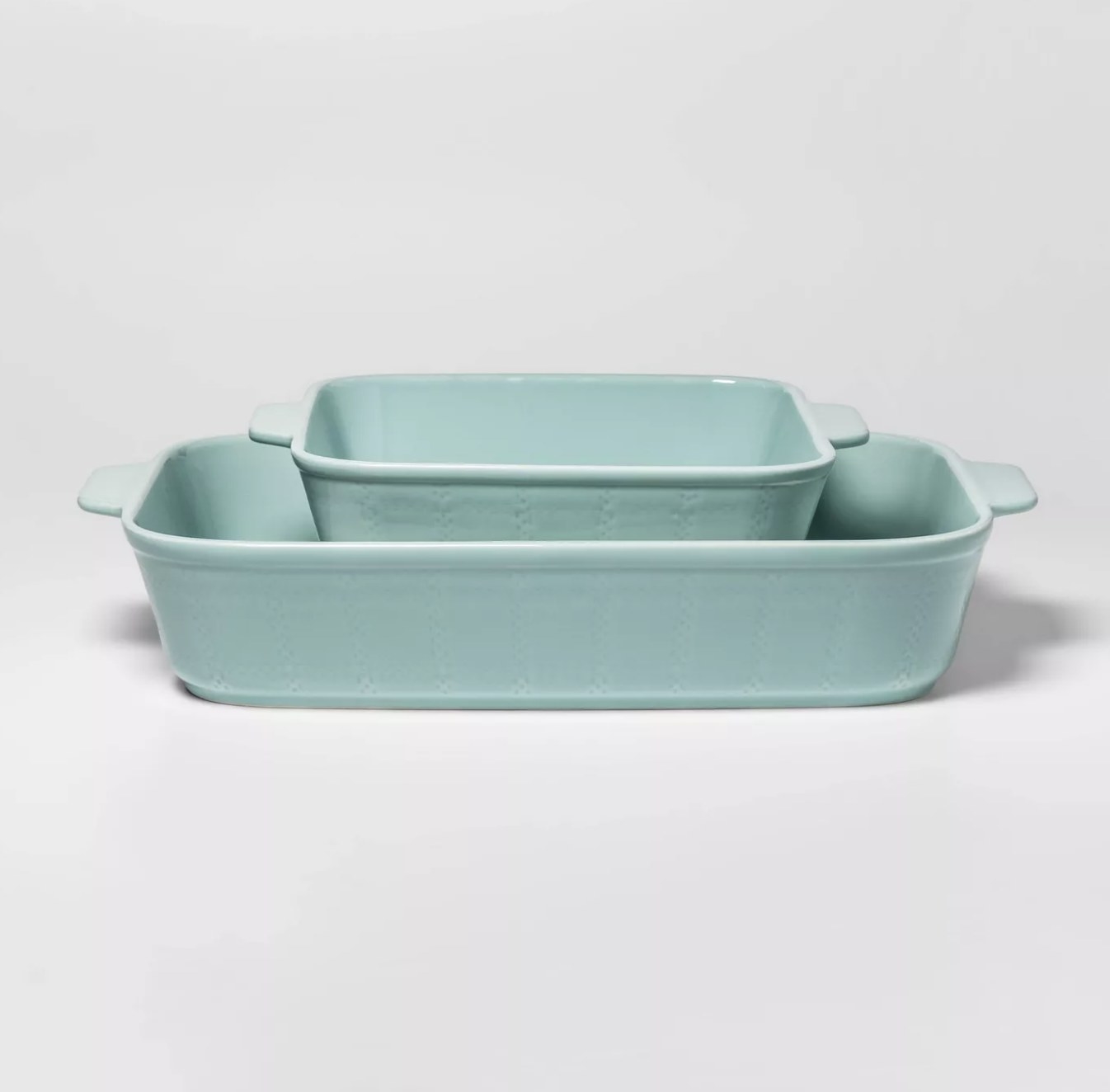The light blue bakeware set
