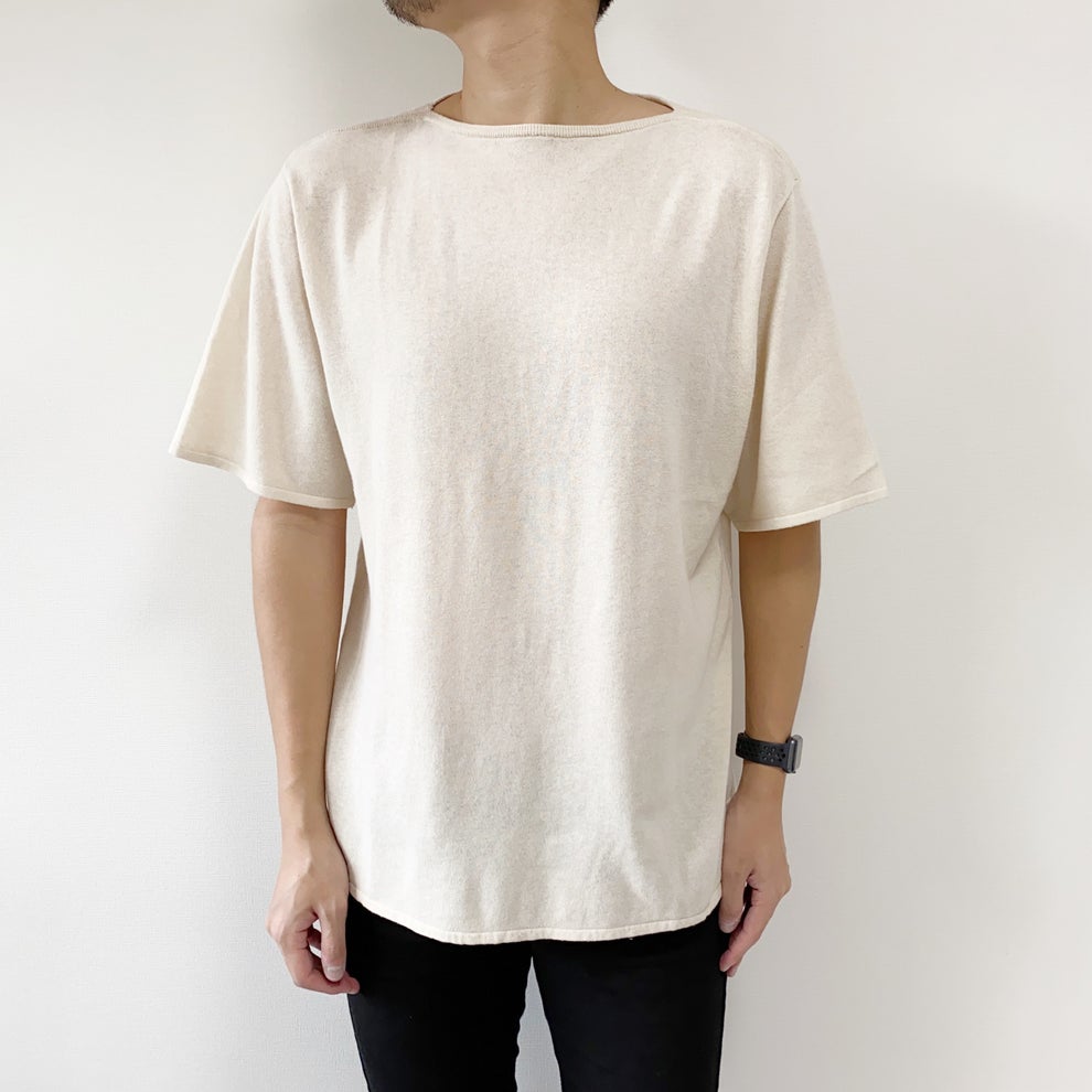 これは売れそうな予感 ユニクロuのメンズ新作 2990円トップス は一枚でもカッコよくキマります