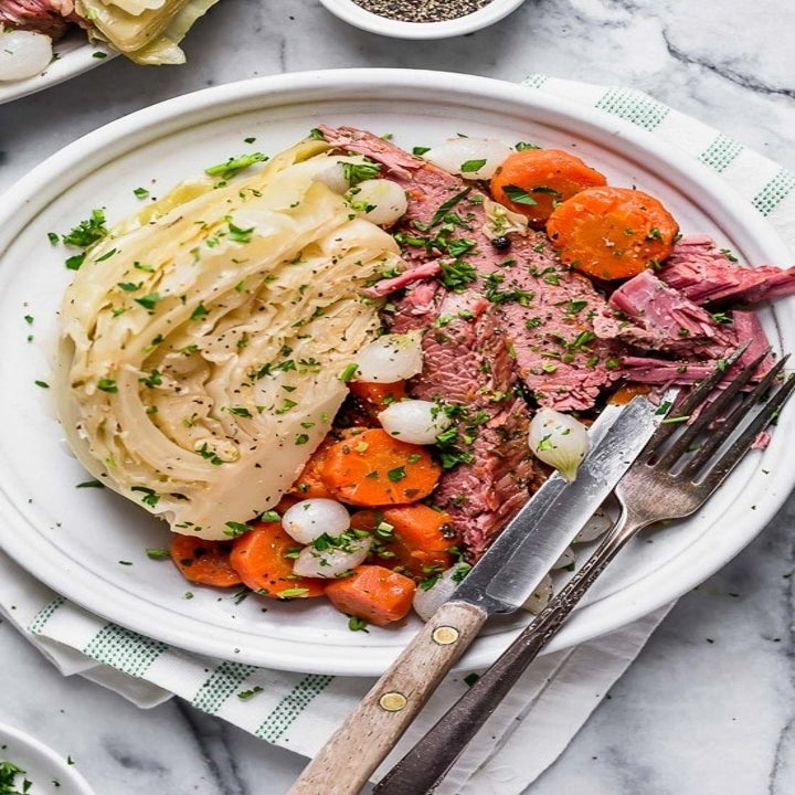 Instant Pot corned beef and cabbage
