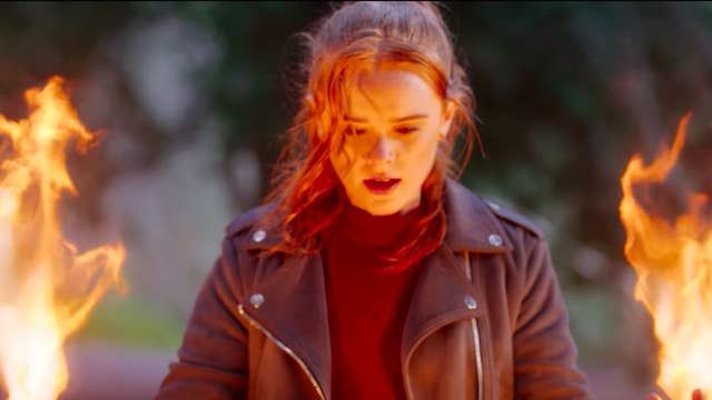 A closeup of Bloom using her powers