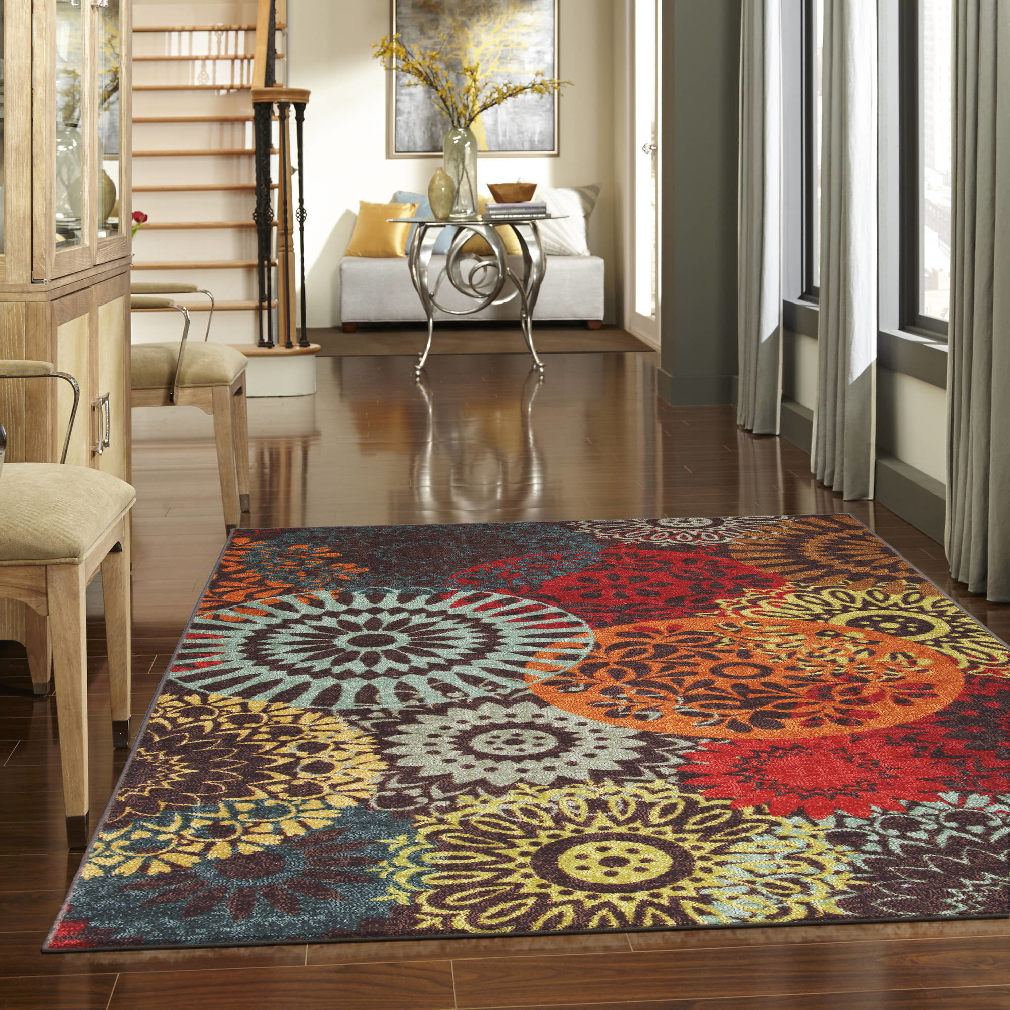 The colorful rug in a sitting area