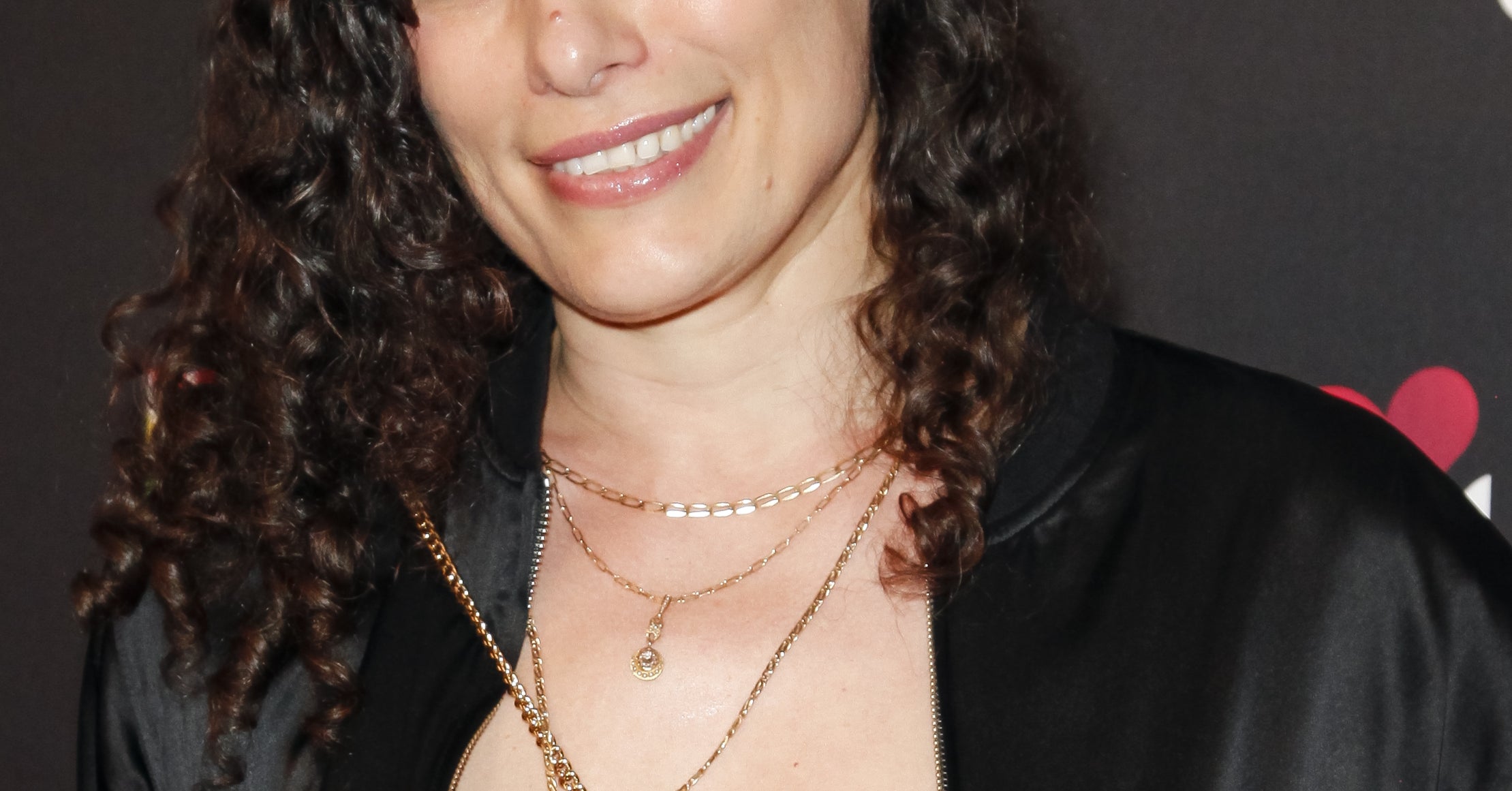 Listen: Astrologer Chani Nicholas Predicted A Chaotic 2020 — This Is