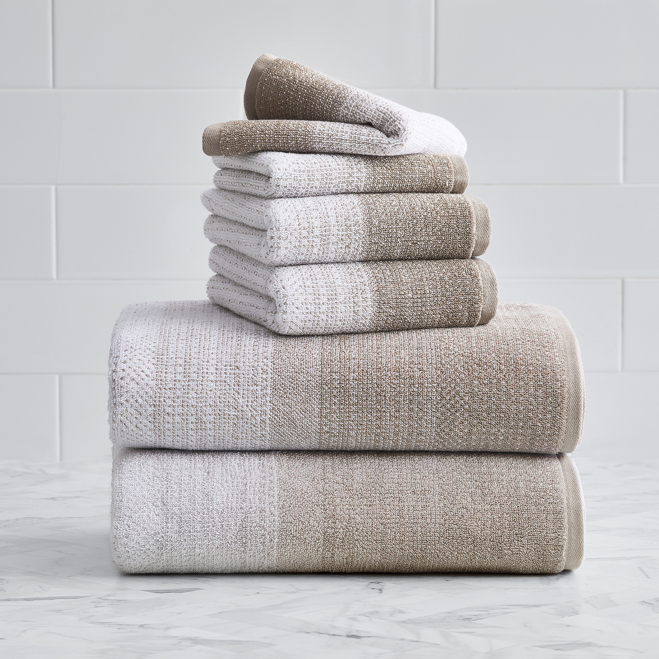 The towels in the color Taupe Splash Ombre
