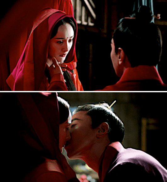 Yang Mi and Mark Chao&#x27;s characters kissing in &quot;Eternal Love&quot;