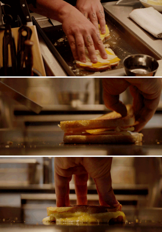 Jon Favreau&#x27;s character making the perfect grilled cheese in &quot;Chef&quot;