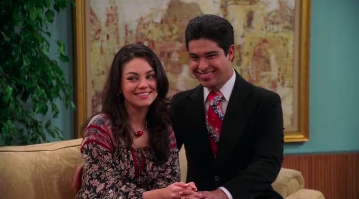 Jackie and Fez as a couple in Season 8