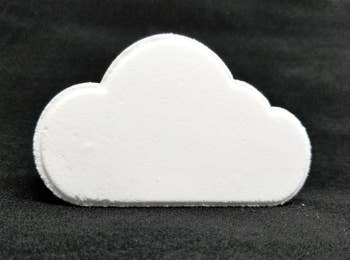 the white cloud shaped bath bomb