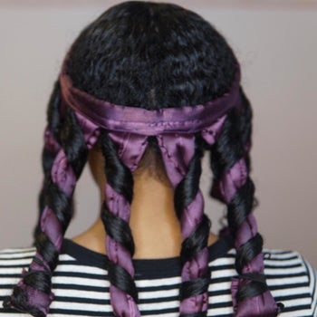 Reviewer with 3B/3C hair wrapped around the octocurl, which is wrapped around their head