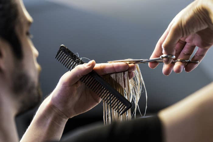 34 Things You Should Never Do During A Haircut
