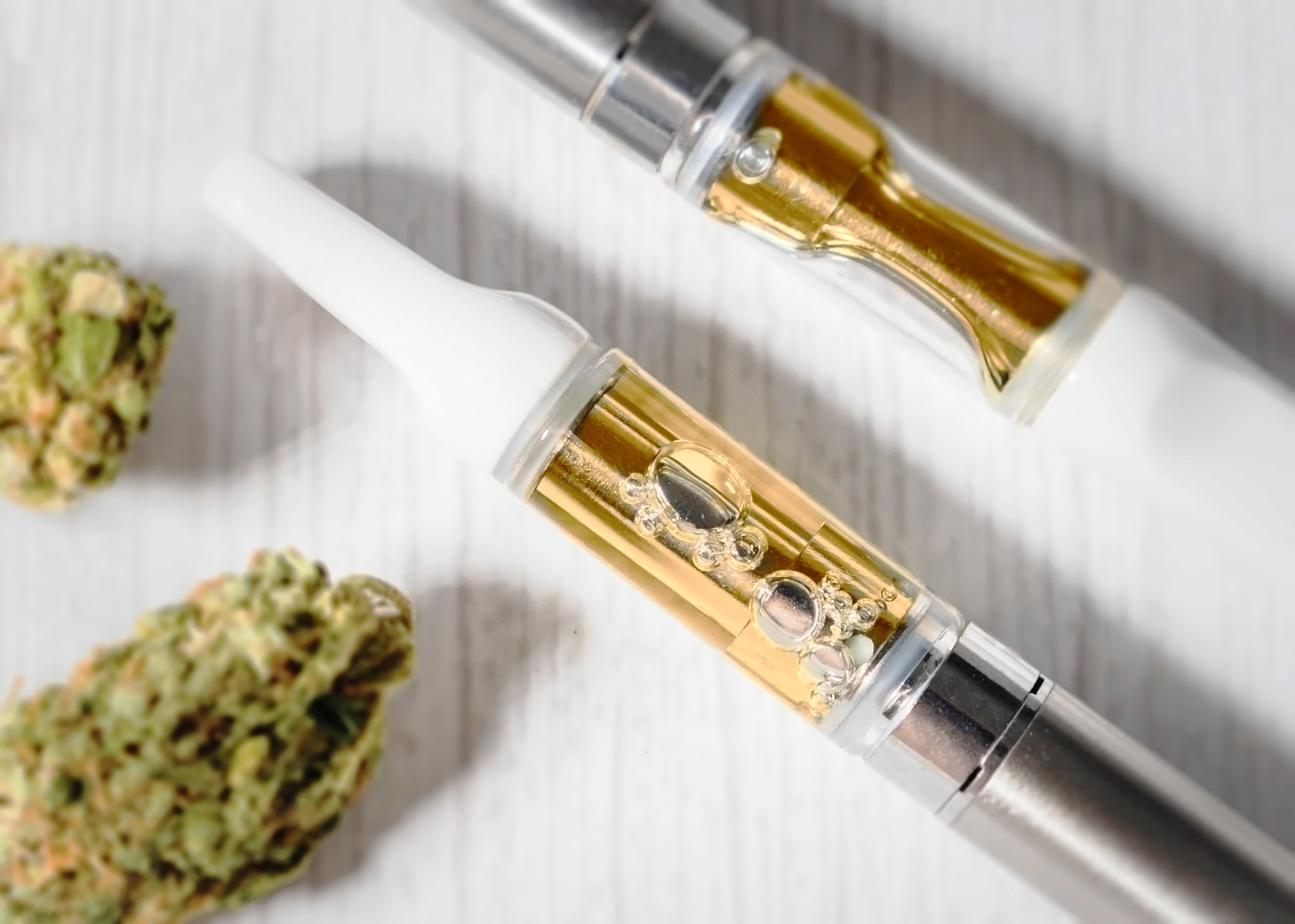 THC:CBD cannabidiol vape pens with medical marijuana