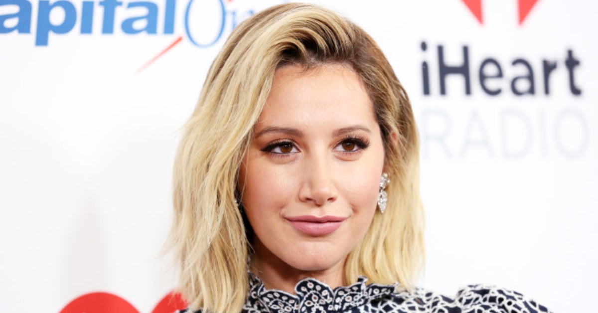Ashley Tisdale Posted Nude Pregnancy Photo