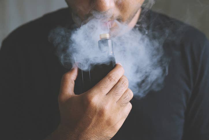 can sharing a cigarette spread stds Chlamydia In Lungs From A Bad Vape Cartridge