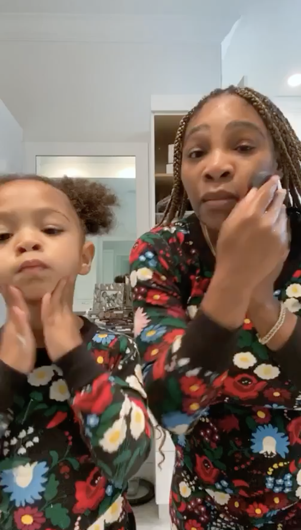 Serena Williams And Daughter Olympia Adorable Moments - 1